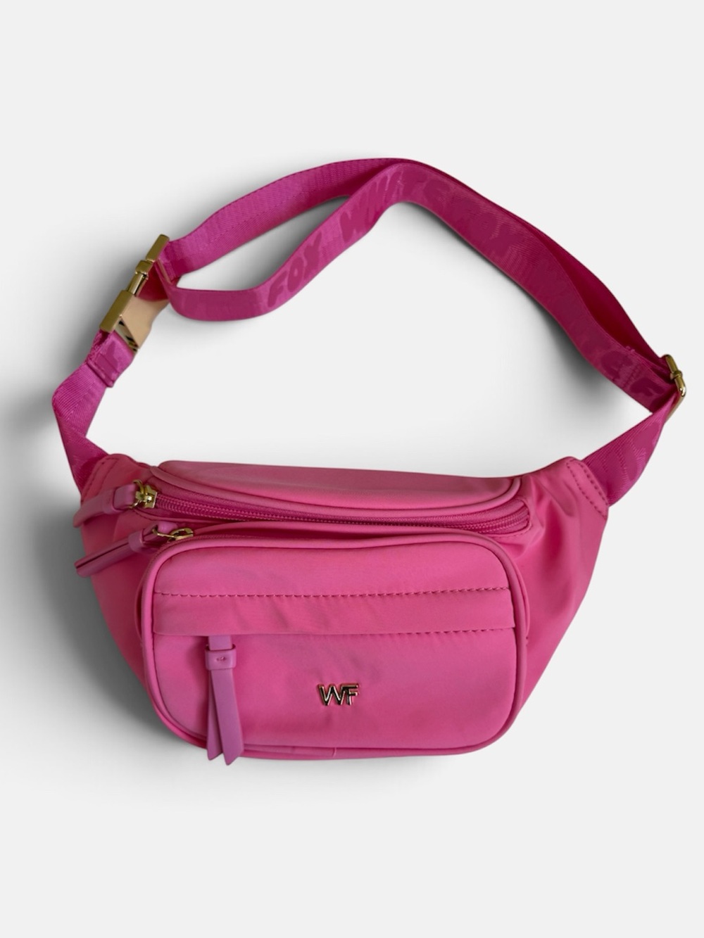 NWOT White Fox Boutique Always Moving Nylon Belt Bag Fanny Pack Hot Pink
